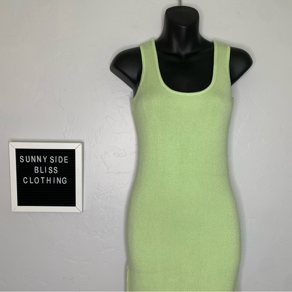 House of Harlow 1960 Green Ribbed Bodycon Maxi Dress Size Medium - Picture 2 of 13